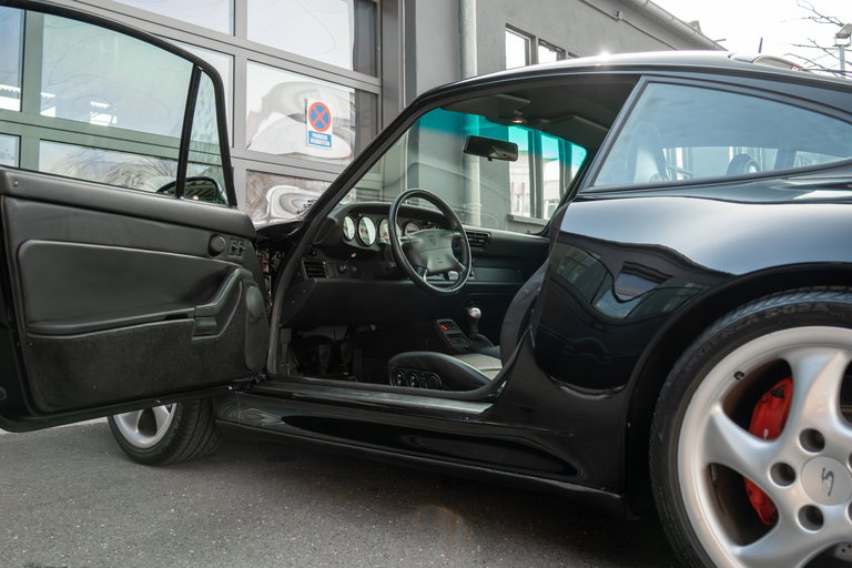 Porsche 993 Carrera 4S