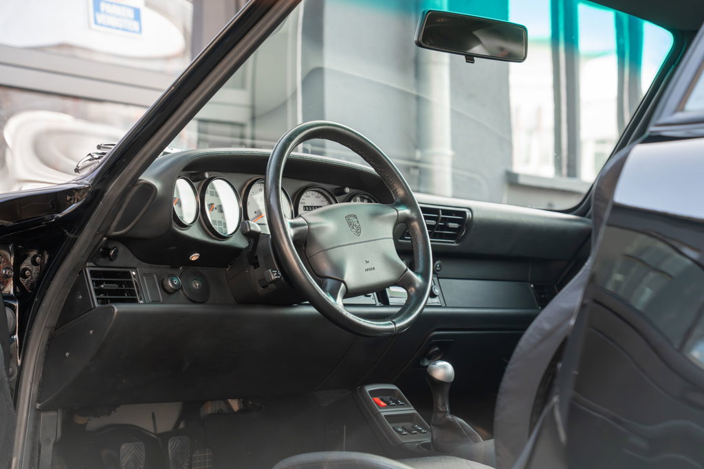 Porsche 993 Carrera 4S