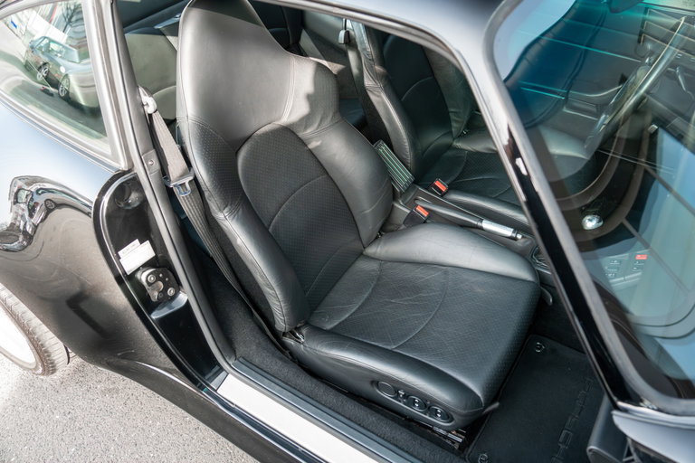 Porsche 993 Carrera 4S