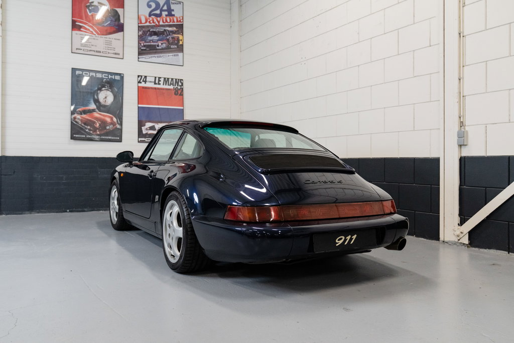 Porsche 964 Carrera 4