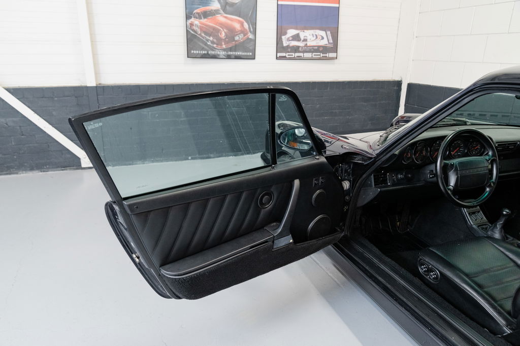 Porsche 964 Carrera 4