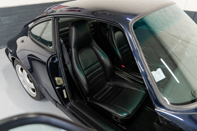 Porsche 964 Carrera 4