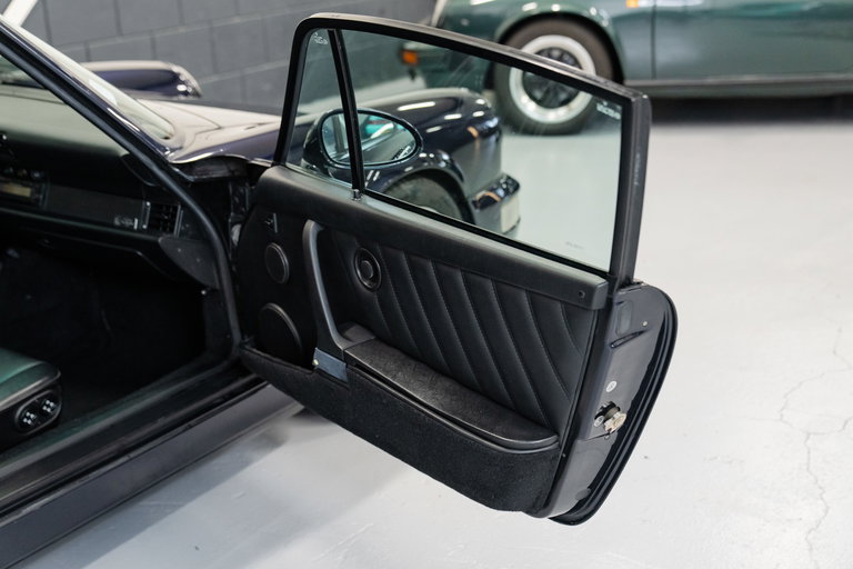 Porsche 964 Carrera 4