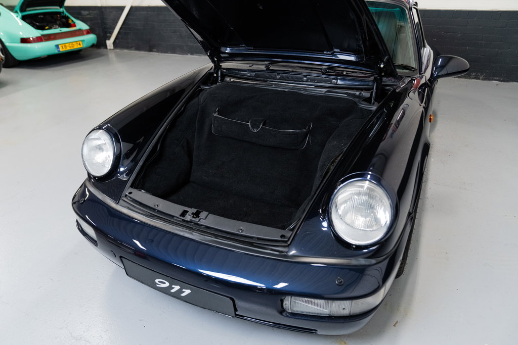 Porsche 964 Carrera 4