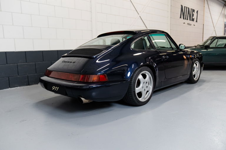 Porsche 964 Carrera 4