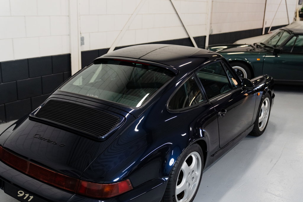 Porsche 964 Carrera 4