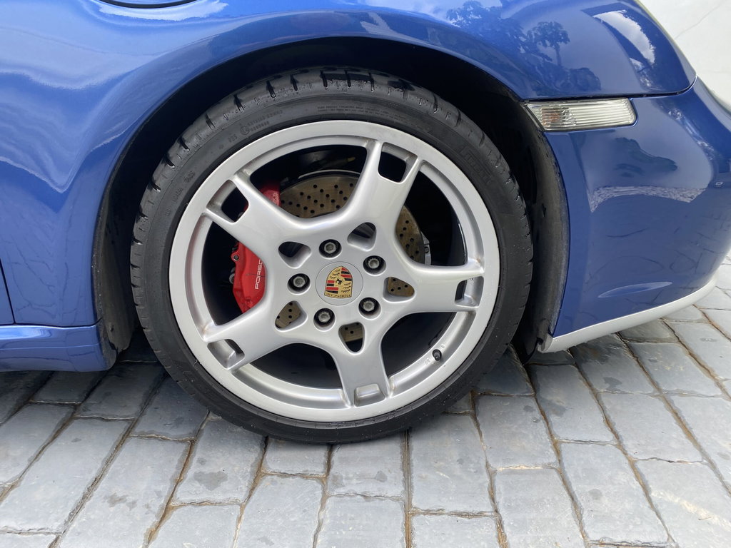 Porsche 987 Cayman S