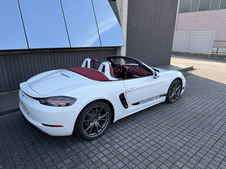 Porsche 718 Boxster