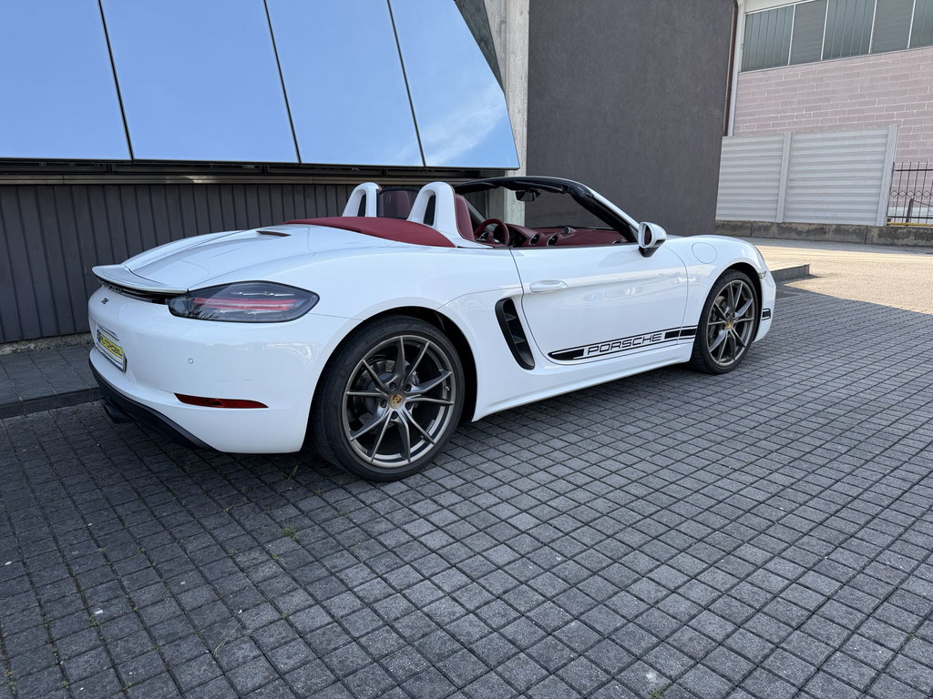 Porsche 718 Boxster