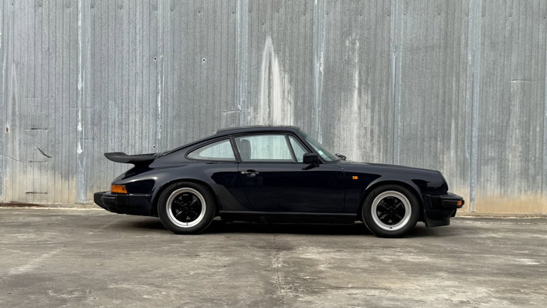 Porsche 911 Carrera 3.2