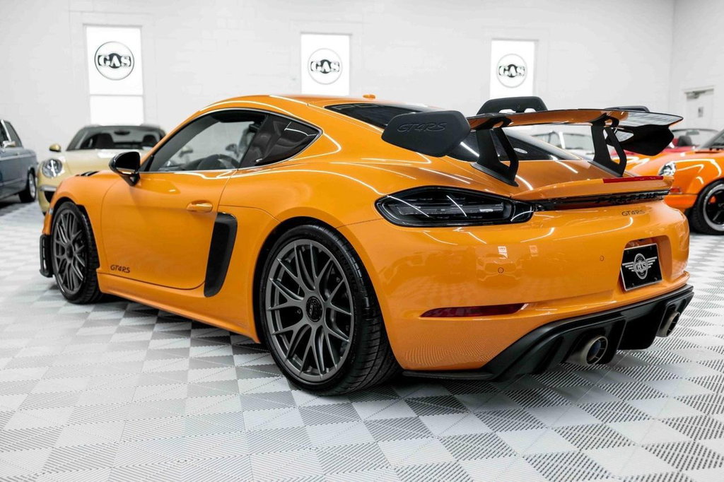 Porsche 718 Cayman GT4 RS