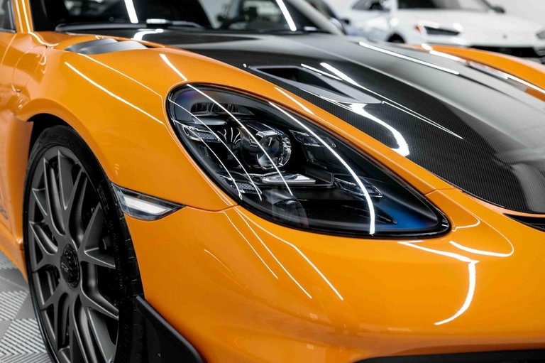 Porsche 718 Cayman GT4 RS