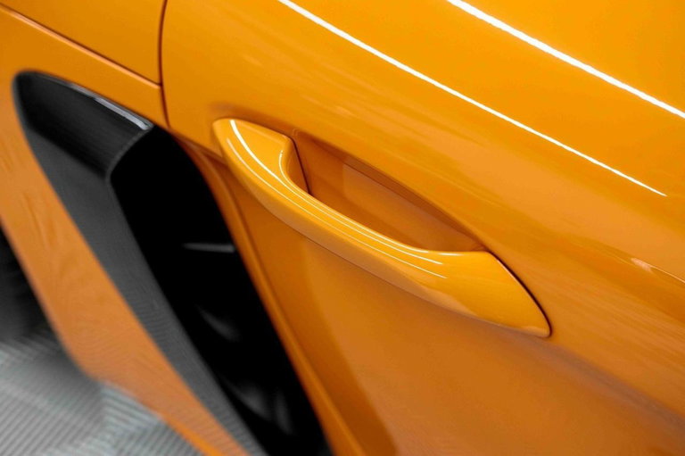 Porsche 718 Cayman GT4 RS