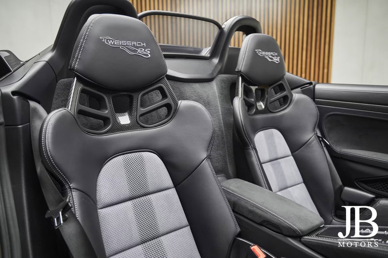 Porsche 718 Spyder RS