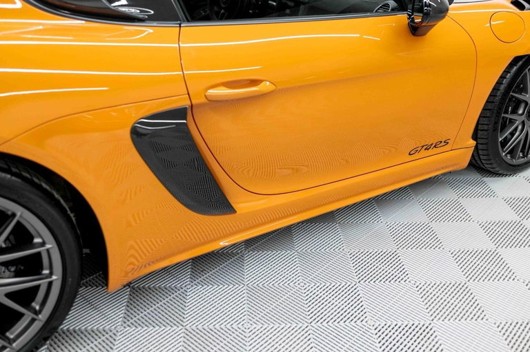 Porsche 718 Cayman GT4 RS