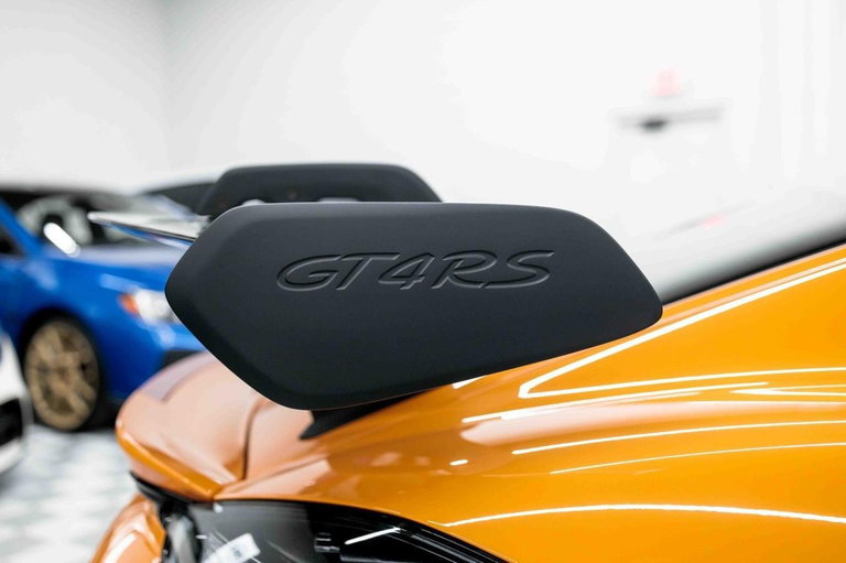 Porsche 718 Cayman GT4 RS