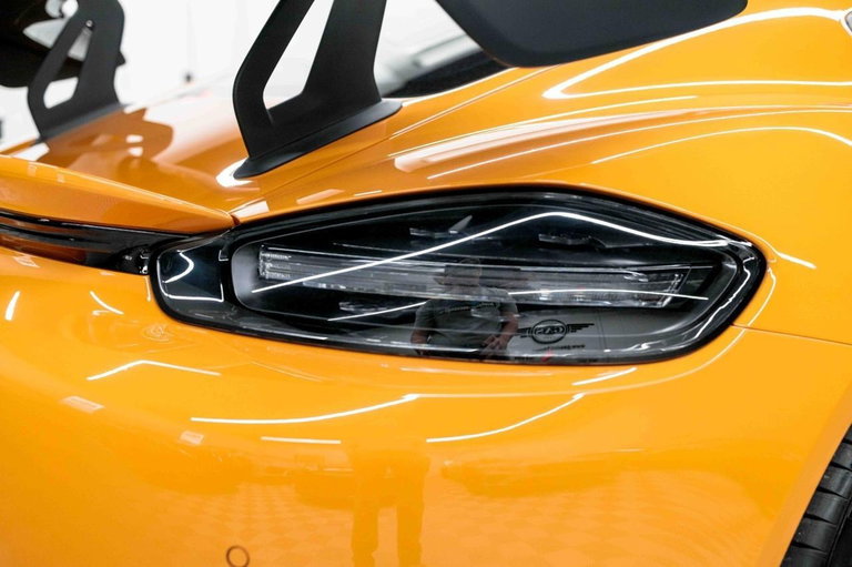 Porsche 718 Cayman GT4 RS