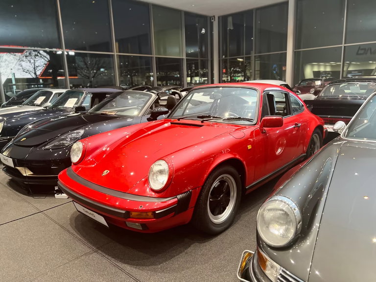 Porsche 911 Carrera 3.2
