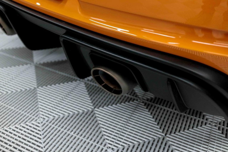 Porsche 718 Cayman GT4 RS