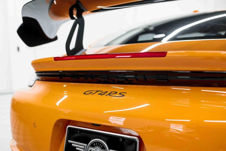 Porsche 718 Cayman GT4 RS