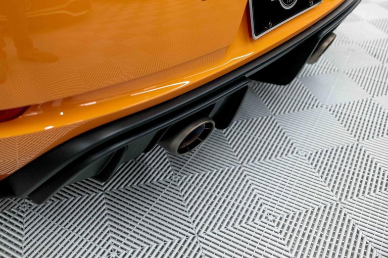 Porsche 718 Cayman GT4 RS