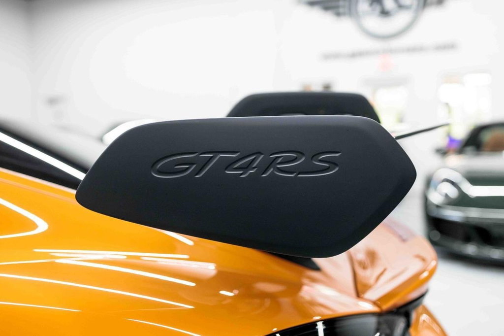 Porsche 718 Cayman GT4 RS