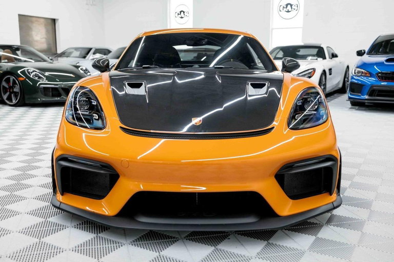 Porsche 718 Cayman GT4 RS