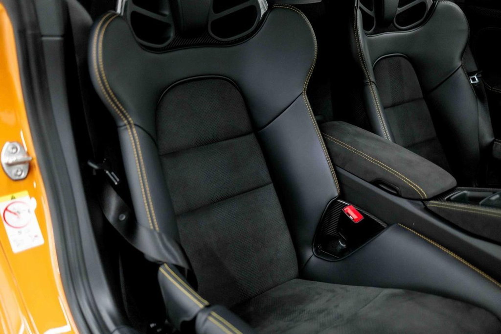 Porsche 718 Cayman GT4 RS