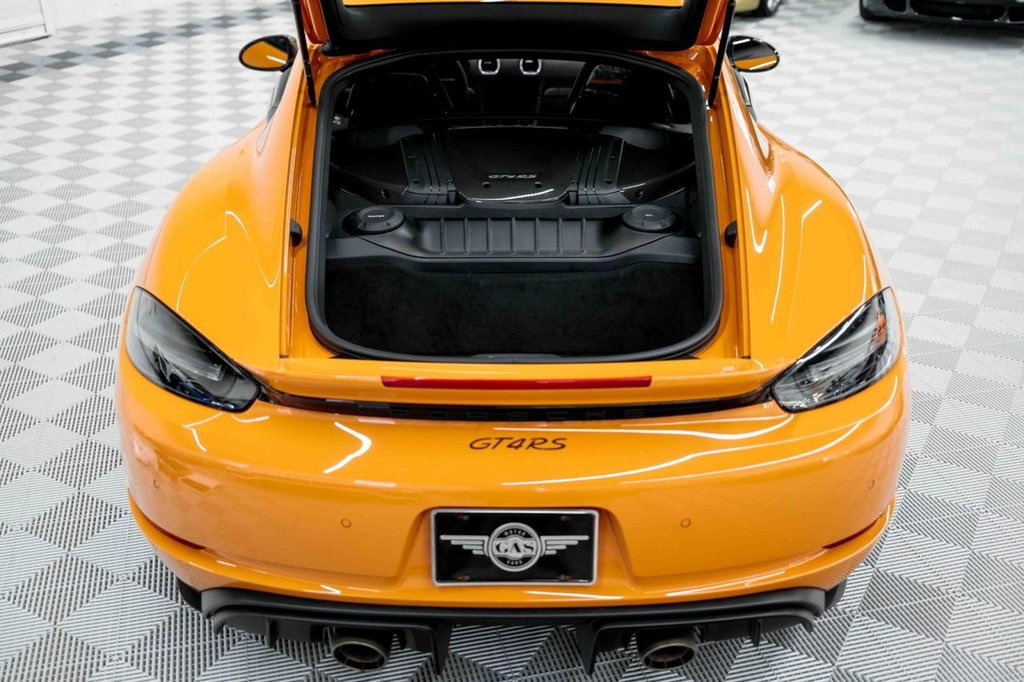 Porsche 718 Cayman GT4 RS