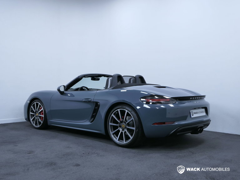 Porsche 718 Boxster S