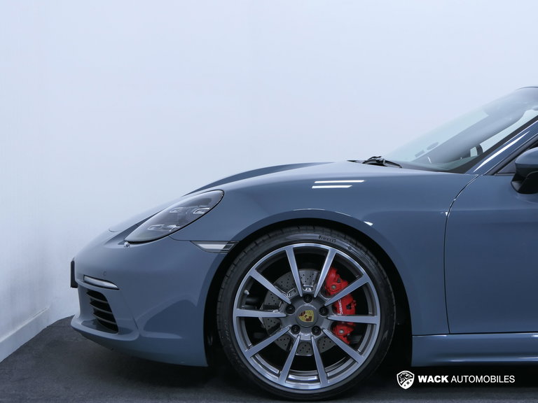 Porsche 718 Boxster S