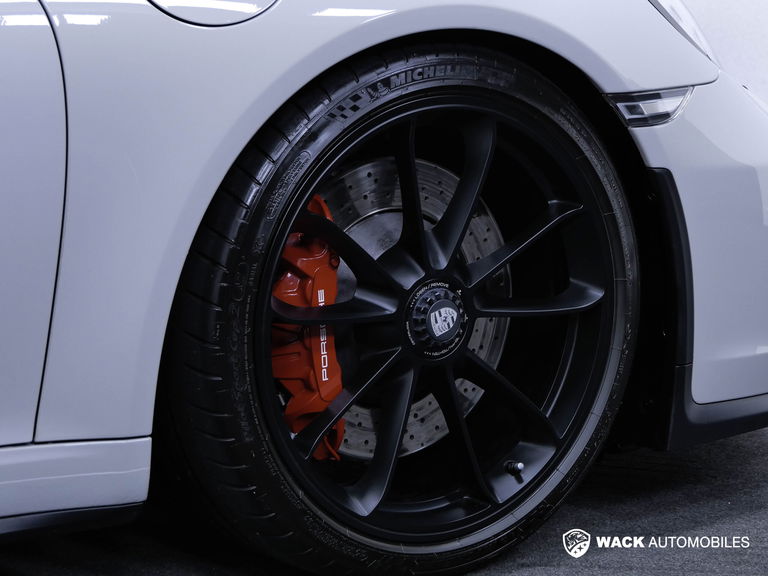 Porsche 991.2 GT3 Touring