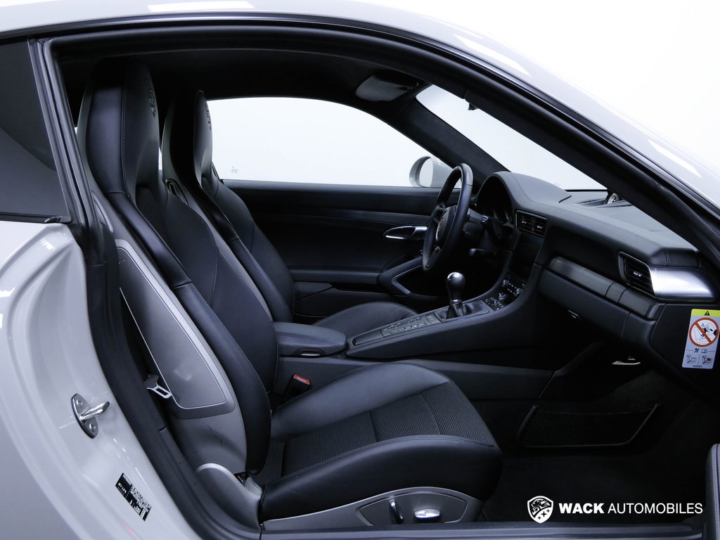 Porsche 991.2 GT3 Touring