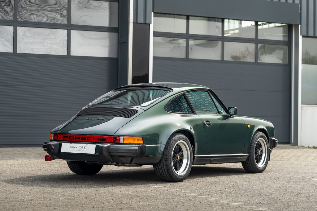 Porsche 911 Carrera 3.2