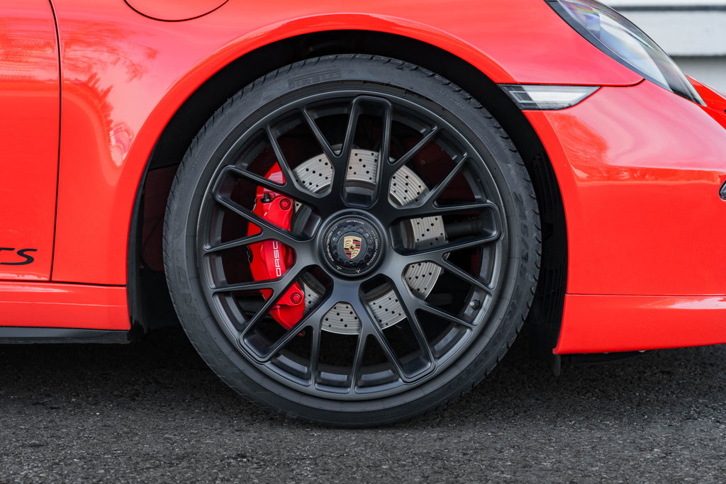 Porsche 991 Carrera GTS