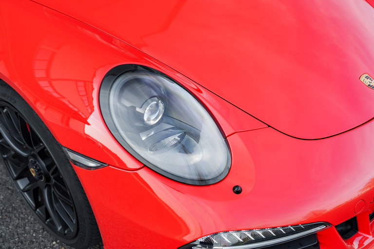 Porsche 991 Carrera GTS