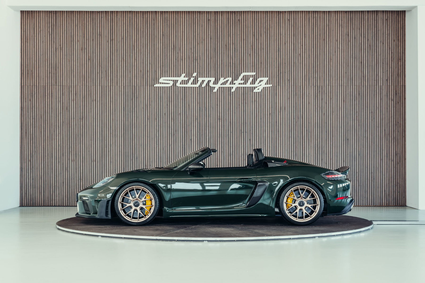 Porsche 718 Spyder RS 2024 - elferspot.com - Marketplace for