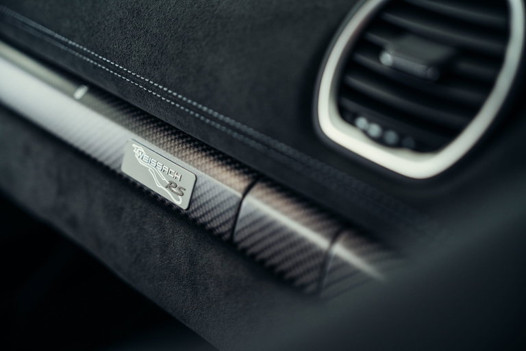 Porsche 718 Spyder RS