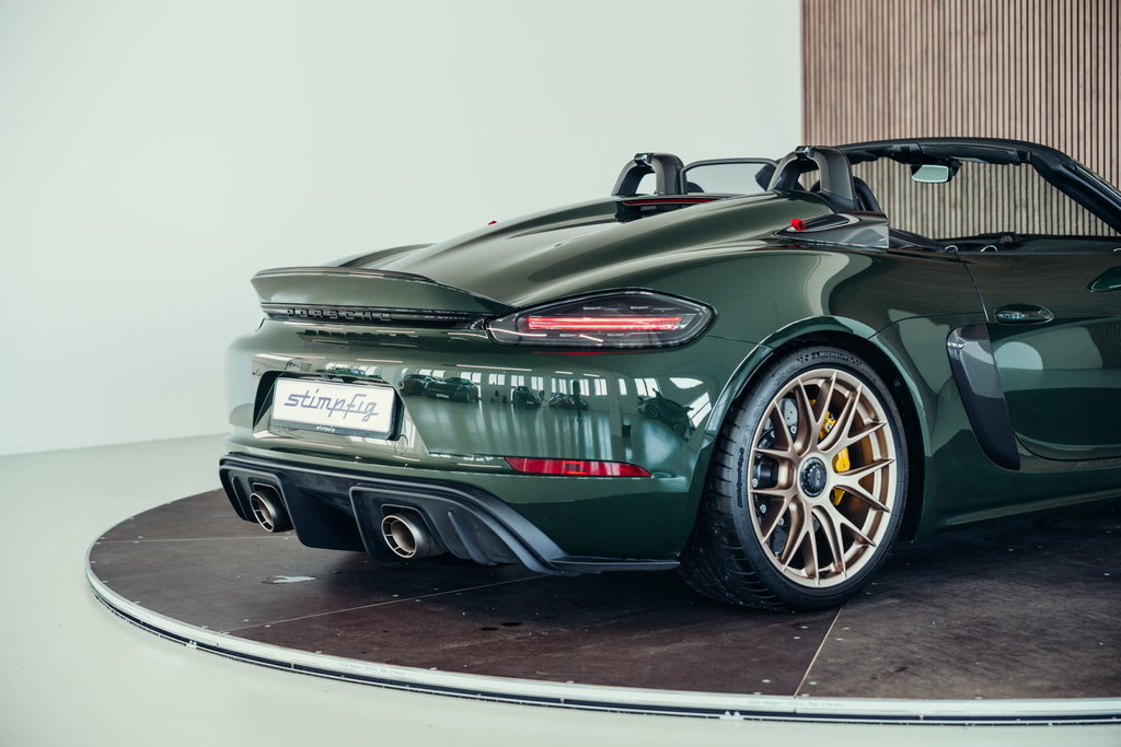 Porsche 718 Spyder RS