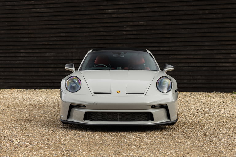 Porsche 992 GT3 Touring
