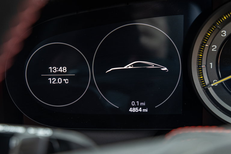 Porsche 992 GT3 Touring