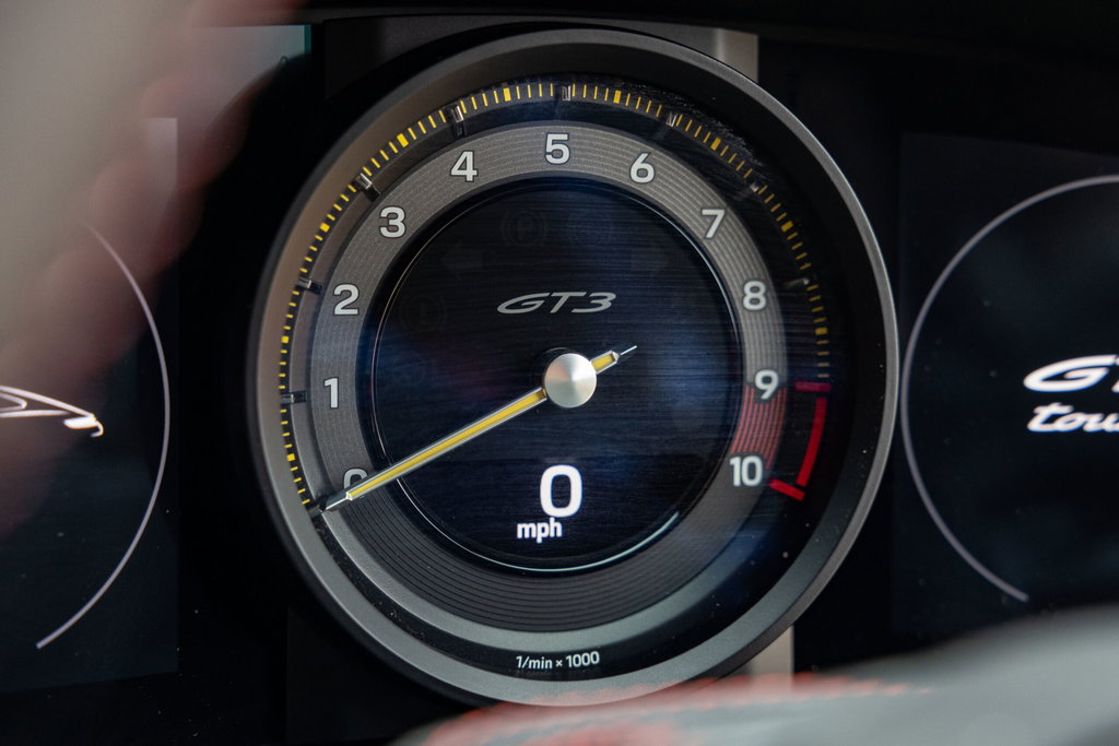 Porsche 992 GT3 Touring