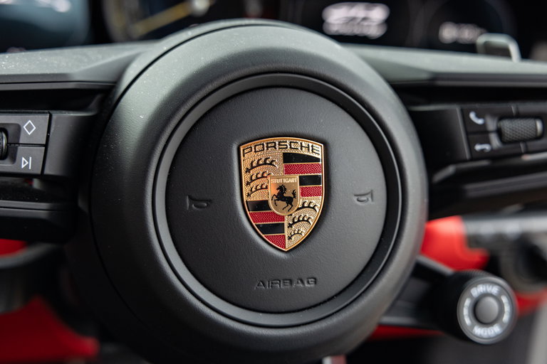 Porsche 992 GT3 Touring