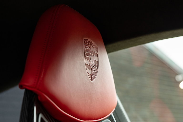 Porsche 992 GT3 Touring