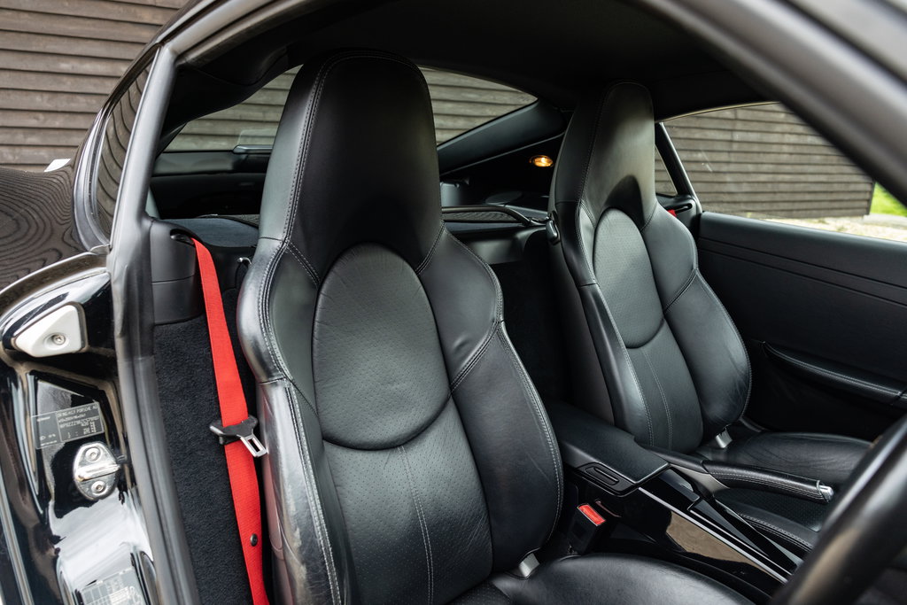 Porsche 987 Cayman R