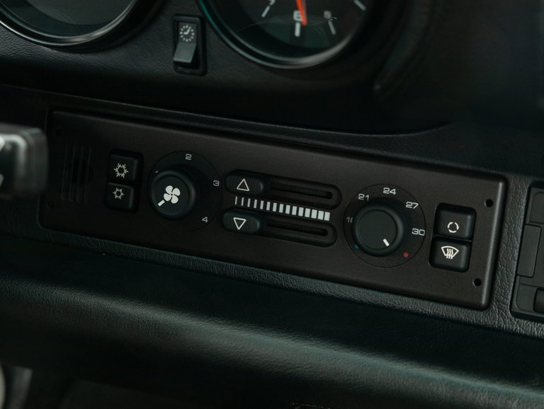 Porsche 993 Carrera 4S