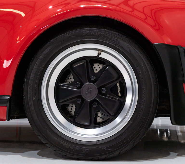 Porsche 911 Carrera 3.2 WTL