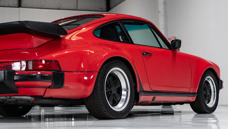 Porsche 911 Carrera 3.2 WTL