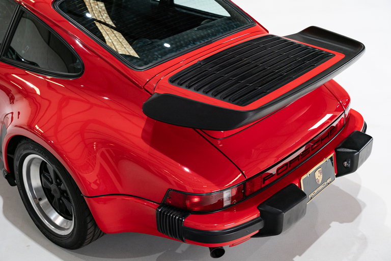 Porsche 911 Carrera 3.2 WTL