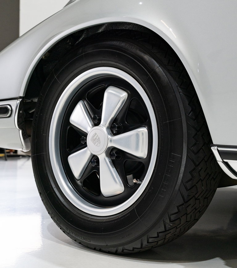 Porsche 911 S (F-Modell)